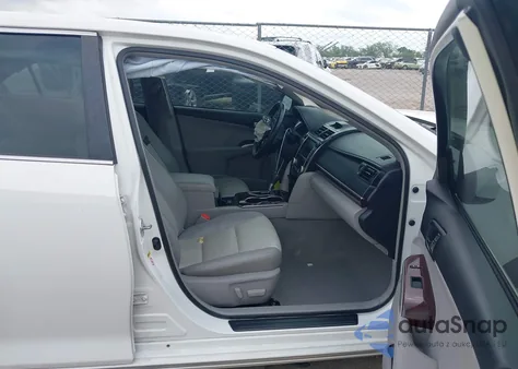 2012 Toyota Camry Xle V6 z USA, uszkodzony, nr VIN 4T1BK1FK8CU523132